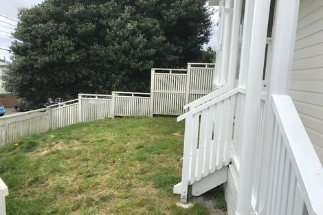 Photo of property in 25 Chilka Street, Berhampore, Wellington, 6023