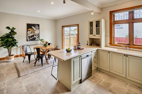 Photo of property in 30 Hardy Street, Waterloo, Lower Hutt, 5011