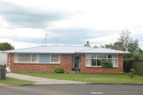 Photo of property in 6 Churchill Place, Cambridge, 3434