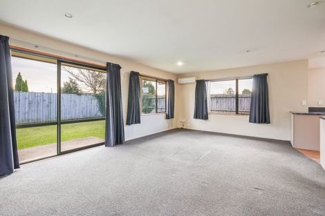Photo of property in 9d Lindon Street, Rangiora, 7400