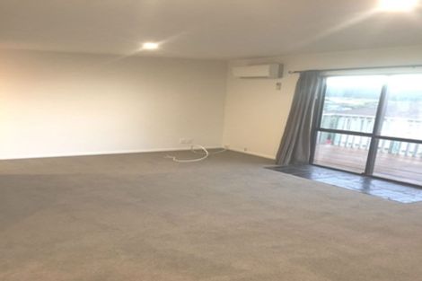 Photo of property in 9a Ngahere Views, Orewa, 0931