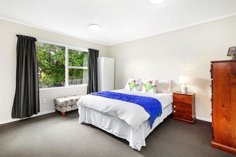 Photo of property in 78 Churton Drive, Churton Park, Wellington, 6037