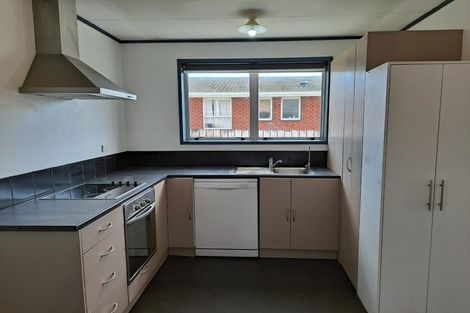 Photo of property in 35 Camellia Avenue, Bell Block, New Plymouth, 4312