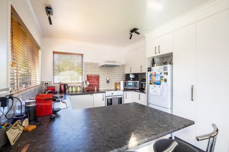 Photo of property in 369 Mangorei Road, Merrilands, New Plymouth, 4312