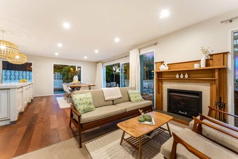 Photo of property in 1a Agathis Avenue, Mairangi Bay, Auckland, 0630