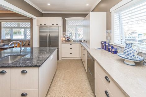 Photo of property in 33 Grey Street, College Estate, Whanganui, 4500