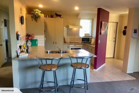Photo of property in 9 Gendo Avenue, Henderson, Auckland, 0612