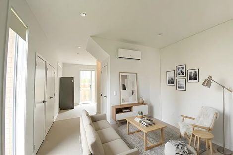 Photo of property in 22 Ceramic Lane, New Lynn, Auckland, 0600