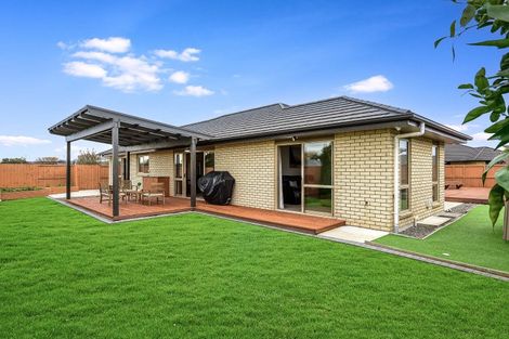 Photo of property in 21 Wiltshire Drive, Huntington, Hamilton, 3210