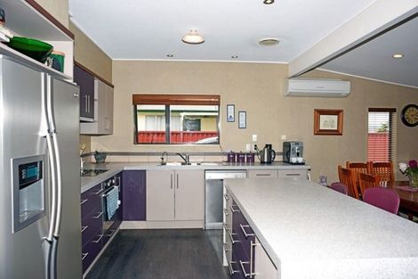 Photo of property in 82 Shields Street, Clyde, 9330