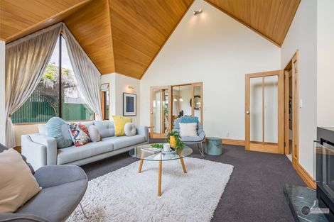 Photo of property in 3/14 Bellevue Road, Woburn, Lower Hutt, 5010