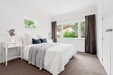 Photo of property in 124a Masters Avenue, Silverdale, Hamilton, 3216