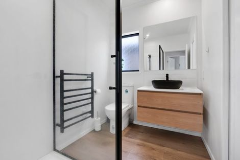 Photo of property in 54b Cloten Road, Stratford, 4332