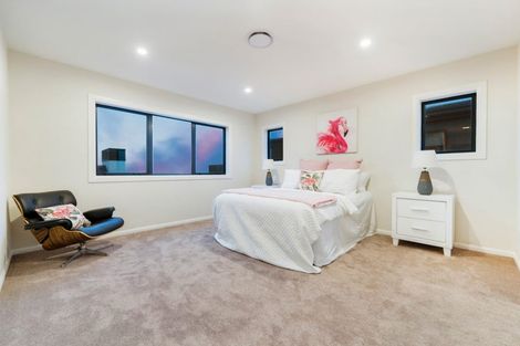 Photo of property in 45 Evergreen Parade, Rosehill, Papakura, 2113