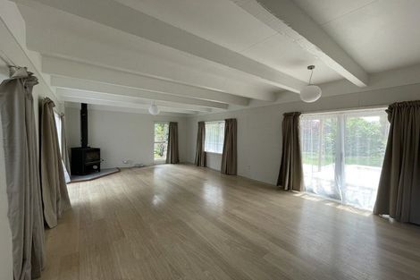 Photo of property in 9 Prudence Place, Oakura, 4314