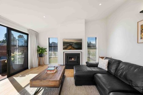 Photo of property in 6 Moonstone Street, Albert Town, 9305