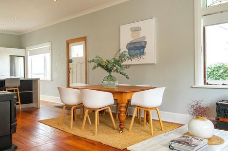 Photo of property in 23 Cameron Road, Bluff Hill, Napier, 4110