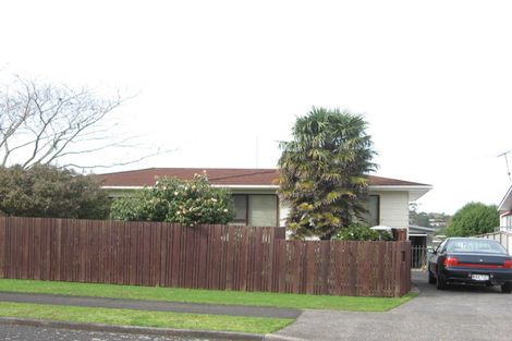 Photo of property in 9 Medina Place, Half Moon Bay, Auckland, 2012