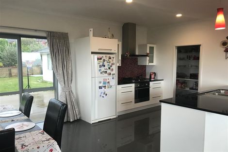Photo of property in 34 Broadwater Close, Pyes Pa, Tauranga, 3112