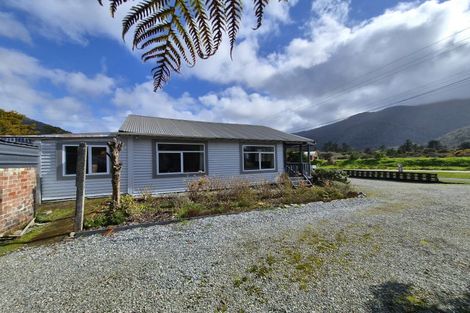 Photo of property in 1342 Main Road, Stillwater, Greymouth, 7805