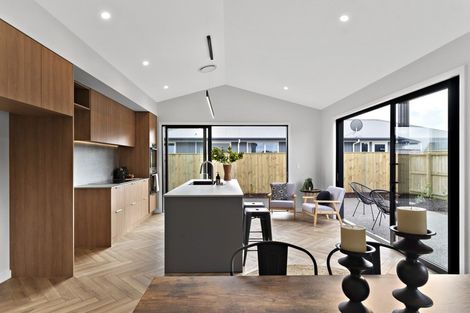 Photo of property in 6 Farley Avenue, Greytown, 5712