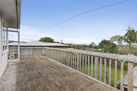 Photo of property in 4 Tonkin Drive, Sunnynook, Auckland, 0620