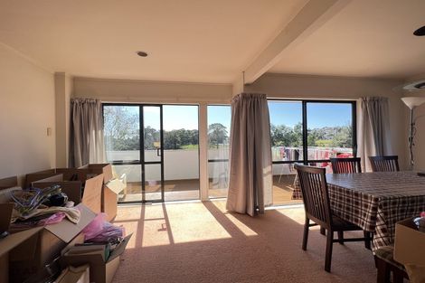 Photo of property in 2/5 Pelican Lane, Unsworth Heights, Auckland, 0632