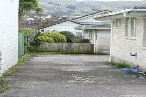 Photo of property in 8b Cargill Street, Karori, Wellington, 6012