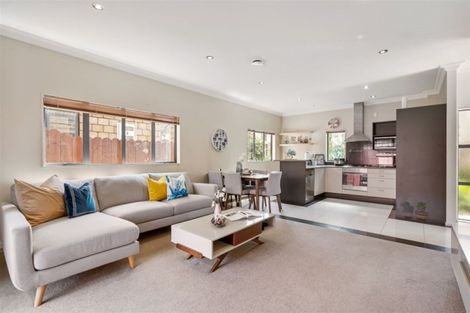 Photo of property in 396a East Tamaki Road, East Tamaki, Auckland, 2013