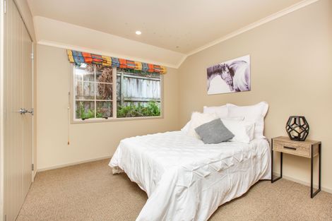 Photo of property in 18 Roderick Place, Rototuna, Hamilton, 3210