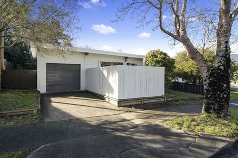 Photo of property in 24 Mcgowan Road, Wainuiomata, Lower Hutt, 5014