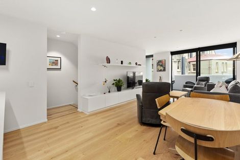 Photo of property in 39 Erica Pabst Way, Island Bay, Wellington, 6023