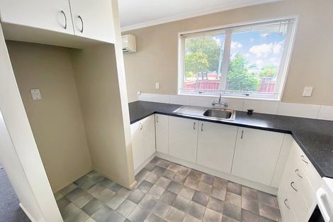 Photo of property in 1/46 Prestons Road, Redwood, Christchurch, 8051