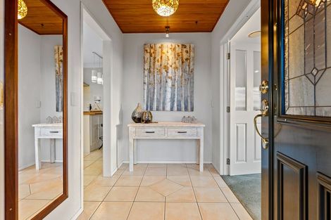 Photo of property in 13 Tanah Merah Drive, Papakura, 2110