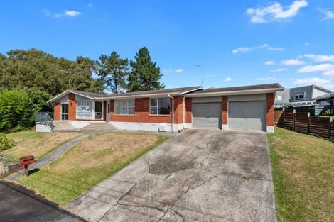 Photo of property in 33 Balfour Crescent, Riverlea, Hamilton, 3216