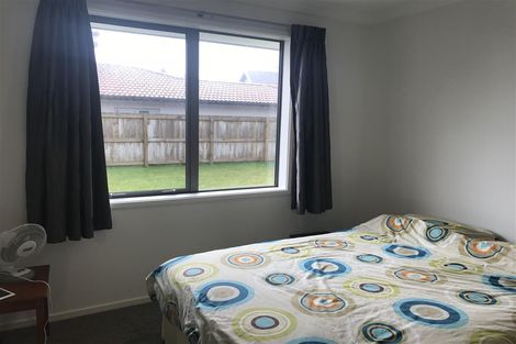 Photo of property in 34 Broadwater Close, Pyes Pa, Tauranga, 3112