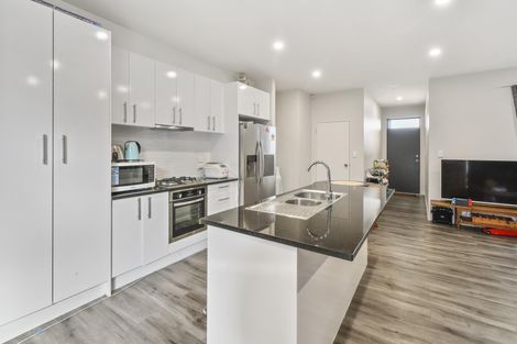 Photo of property in 7 Te Aparangi Crescent, Papakura, 2582