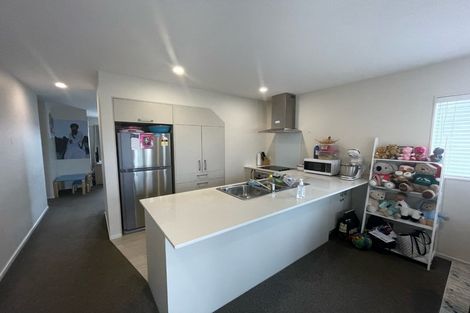 Photo of property in 25 Divide Loop, Takanini, 2112