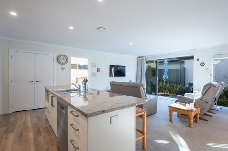 Photo of property in 35 Youngberry Drive, Richmond, 7020