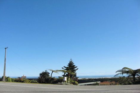 Photo of property in 142 Main South Road, Karoro, Greymouth, 7805