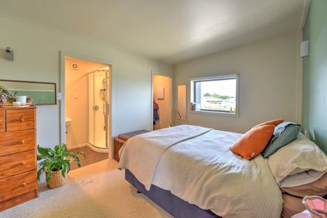 Photo of property in 24 Walker Street, East Gore, Gore, 9710