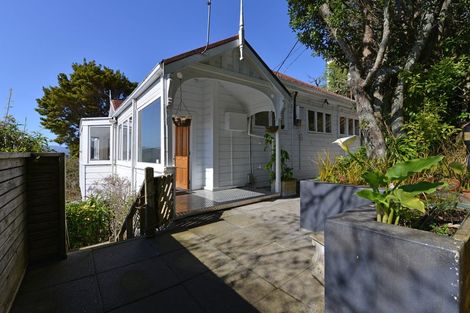 Photo of property in 53 Bidwill Street, Mount Cook, Wellington, 6021