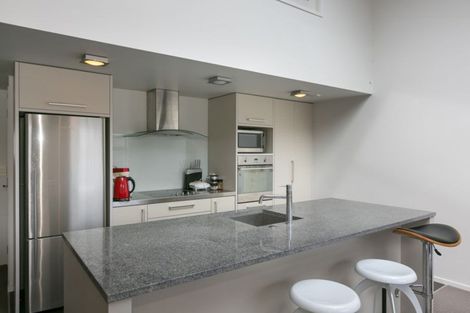 Photo of property in 18/2 Buller Street, New Plymouth, 4310