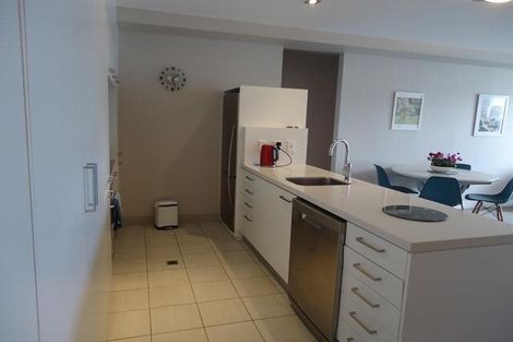 Photo of property in The Capital, 3/370 Oriental Parade, Oriental Bay, Wellington, 6011