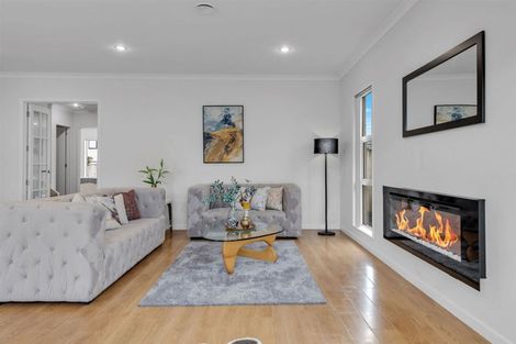Photo of property in 69 Castlederg Drive, Flat Bush, Auckland, 2019