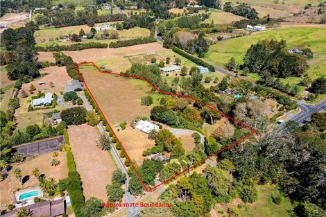Photo of property in 87 Tawa Road, Kumeu, 0891