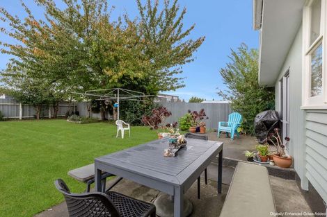 Photo of property in 27 Ferguson Street, Levin, 5510