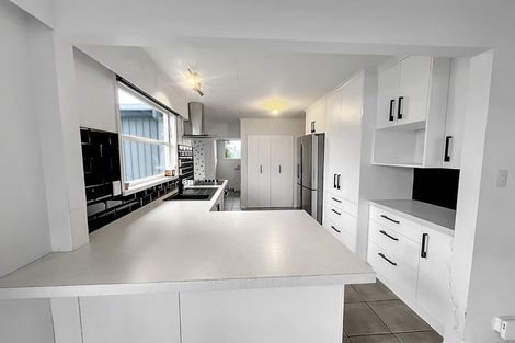 Photo of property in 30 Slacks Road, Awapuni, Palmerston North, 4412