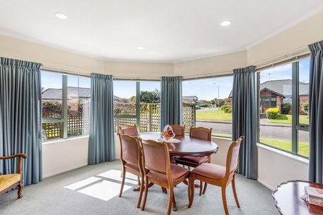Photo of property in 2 Kaye's Place, Paraparaumu Beach, Paraparaumu, 5032