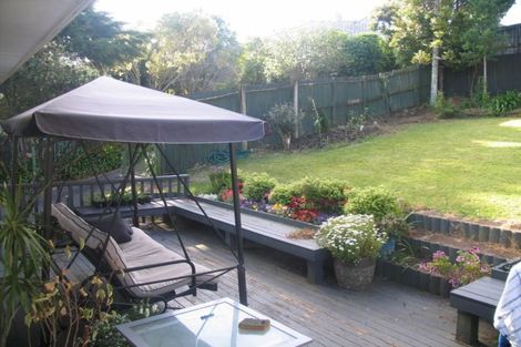 Photo of property in 75b Target Road, Totara Vale, Auckland, 0629